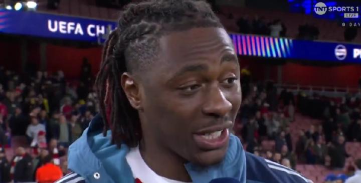  埃泽欧冠首球惊艳全场，那记世界波值得反复回味。 体育新闻