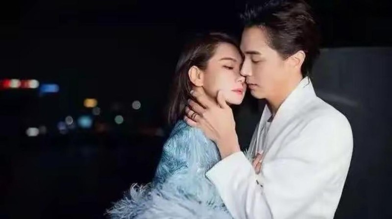  爱是双向奔赴的底气：从曼谷祈愿看戚薇李承铉的幸福密码 情感心理