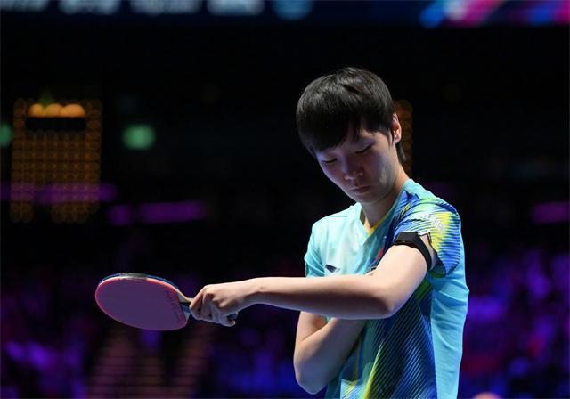 【技术解析】王曼昱晋级之路：削球消耗战中的体能困局与战术应对