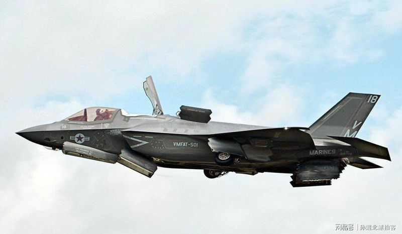  【深度解析】从气球事件到三机迭代：歼-36如何撕开五代机神话的技术壁垒 新闻 【深度解析】从气球事件到三机迭代：歼-36如何撕开五代机神话的技术壁垒 新闻 【深度解析】从气球事件到三机迭代：歼-36如何撕开五代机神话的技术壁垒 新闻 【深度解析】从气球事件到三机迭代：歼-36如何撕开五代机神话的技术壁垒 新闻