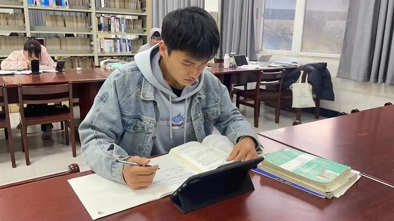  从405分到放弃复试：一位同济学子的抉择深度复盘 教育招生